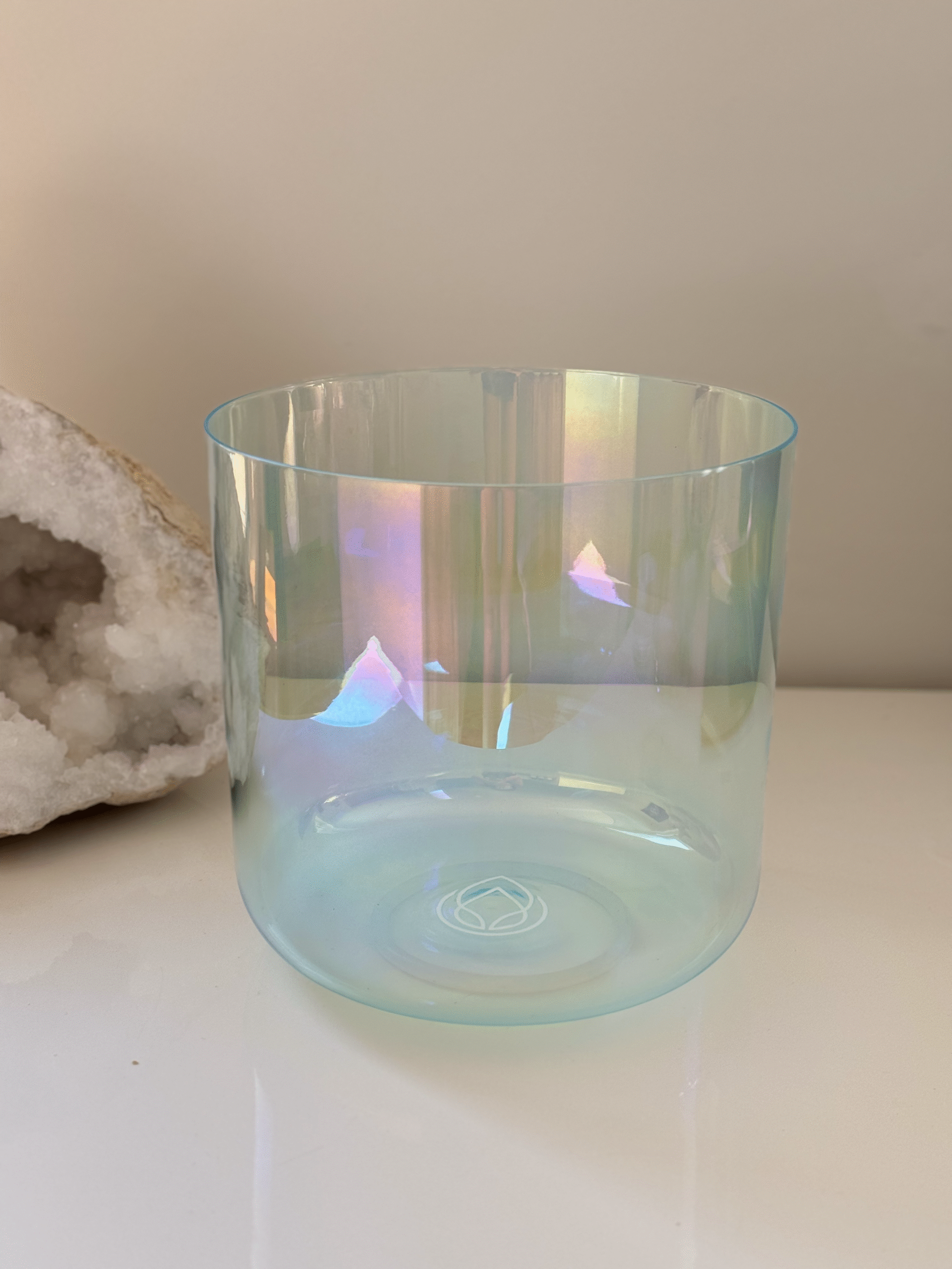 Kristall-Klangschale Aqua Alignment 8" - Image 5