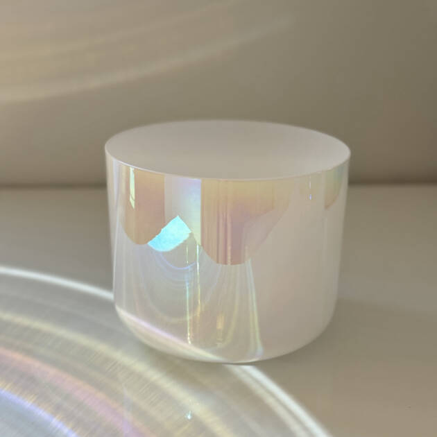 Kristall-Klangschale Blissful Bloom Kronenchakra